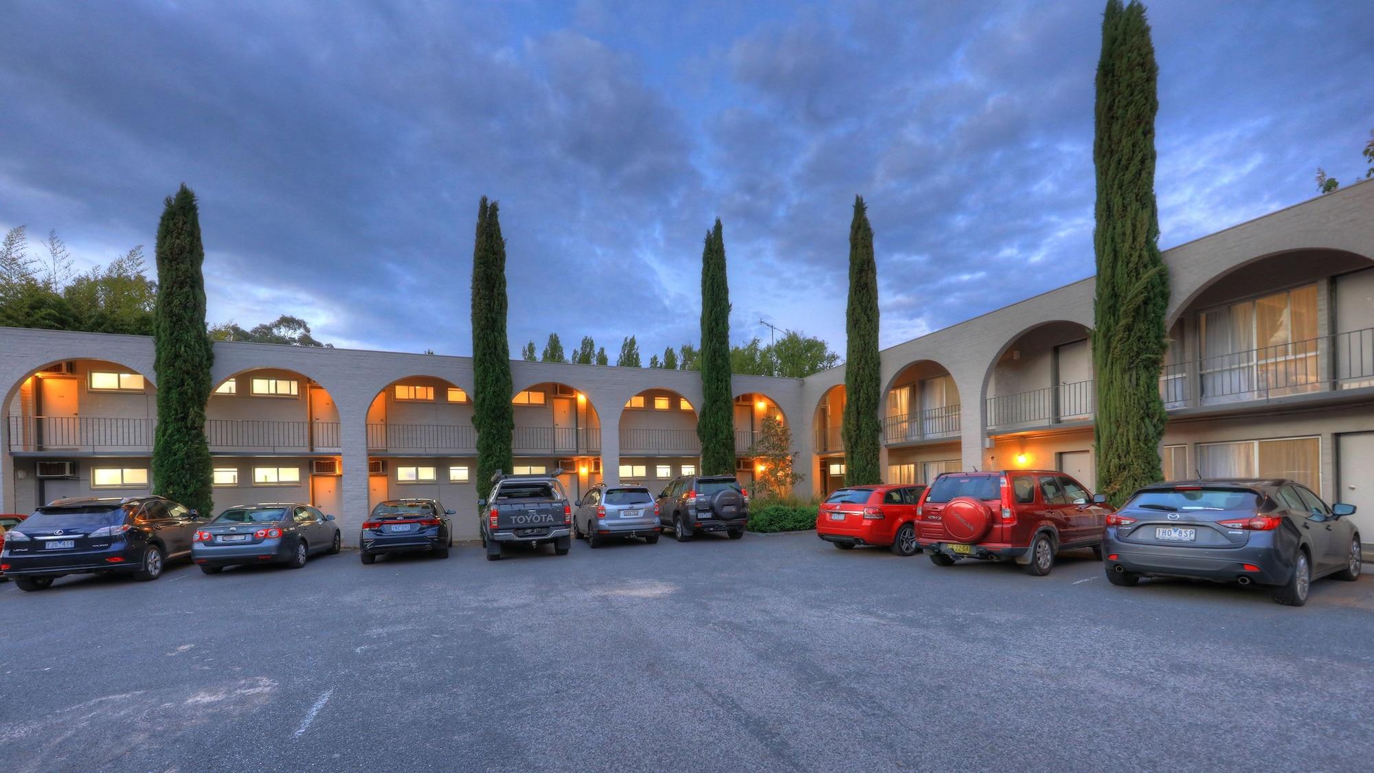 Riverbank Park Motel Bright Exteriér fotografie